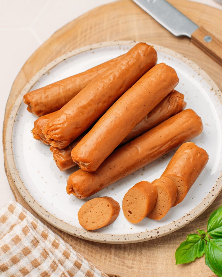 Vegan Hot Dogs (Frankfurter Sausages)